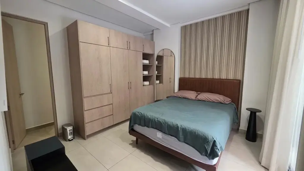 Casa en Venta de 3 recámaras en Romareda, Zaragoza, Zaragoza, España. — foto 3